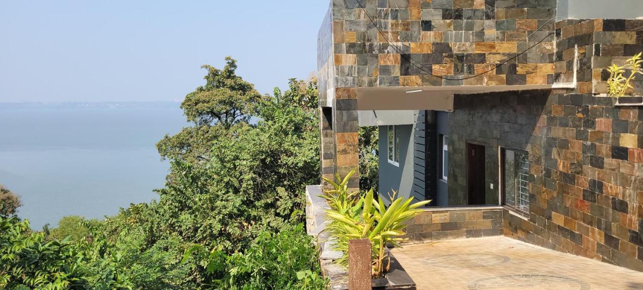 Rk Island View 3 Bedroom Apartment Dabolim